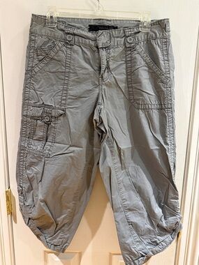 Calvin Klein Women's Light Gray Cargo Capris